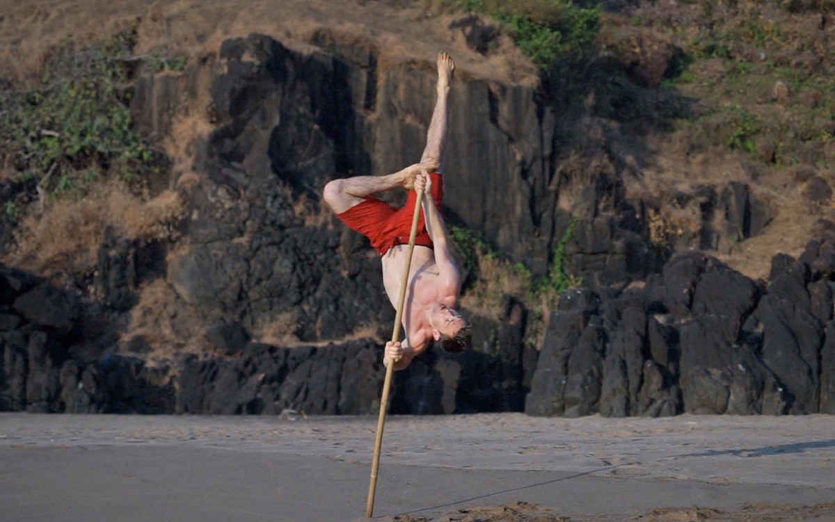 10 yoga-1.jpg