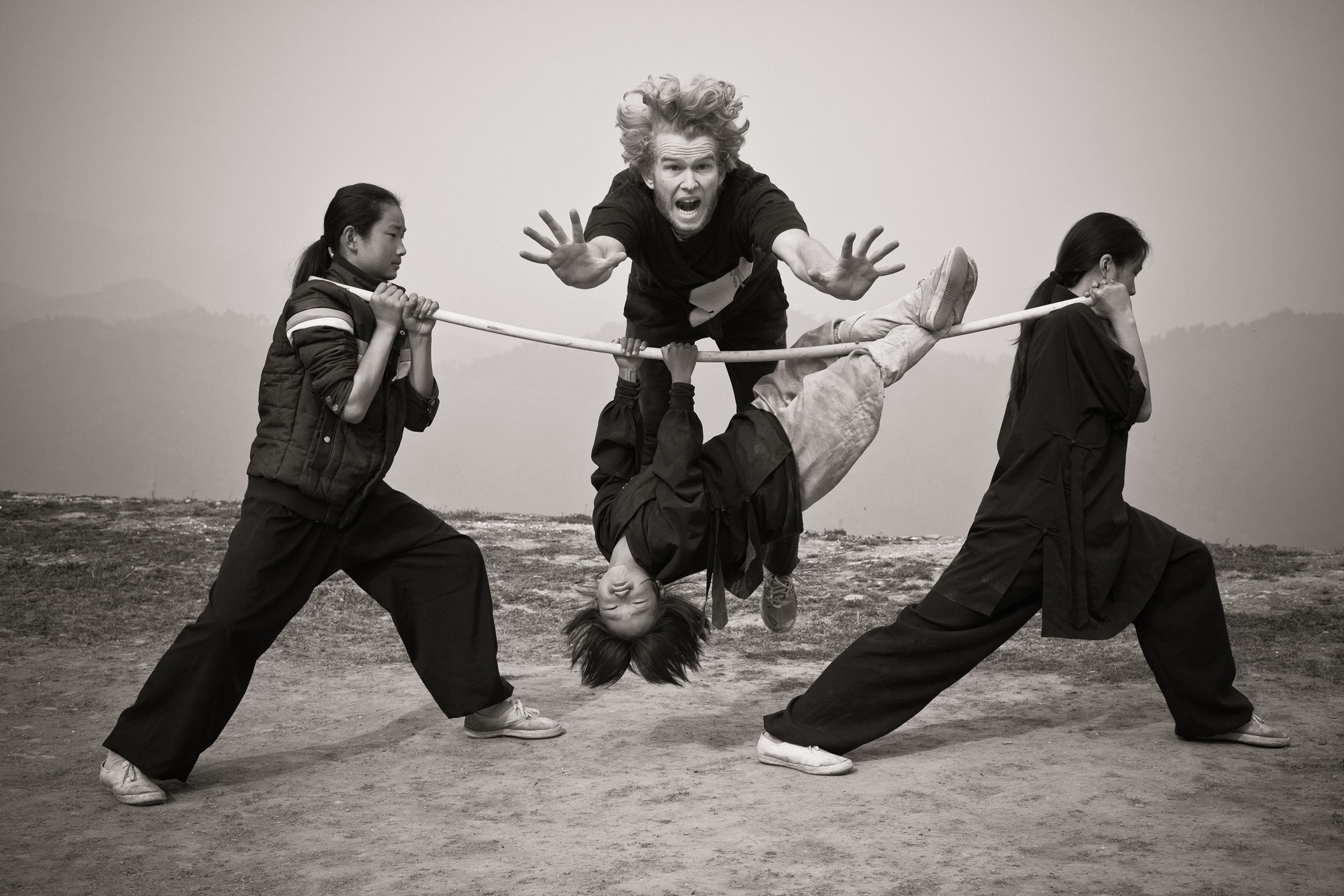 Frikar_8_PromotionPhotos_EmileHolba-1 (1).jpg